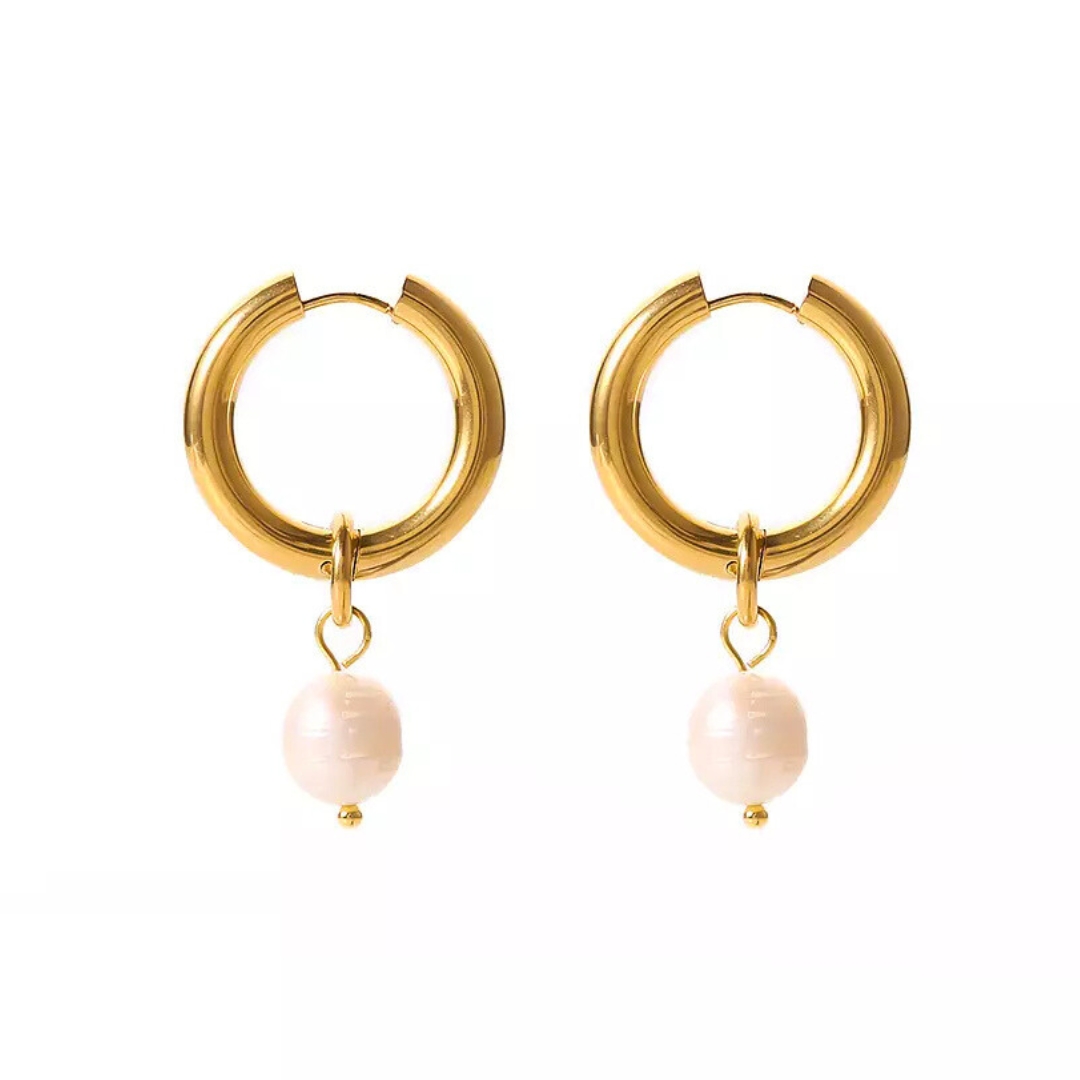 Design sem nome - 2025-02-19T180255.778 Brincos de Argola Pérola Banhado em Ouro 18k - Imagem 1