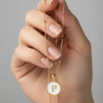 Colar Inicial Madrepérola Banhado em Ouro 18k - Imagem 3